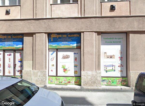 Lakásárak {{cím}}